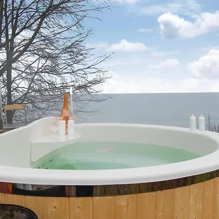 Three-bedroom In * Hejls