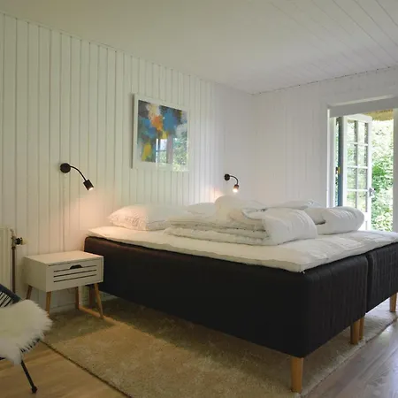 別荘 Stunning Home In Hejls With Sauna