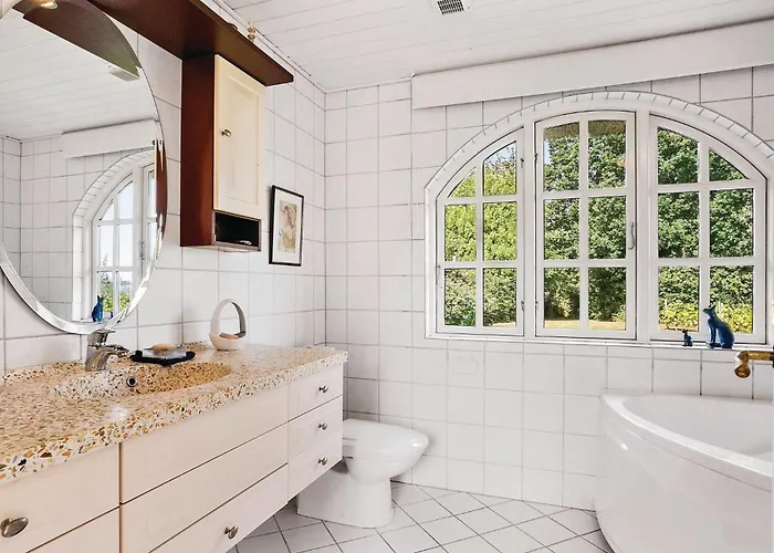 בית נופש Three-bedroom In *